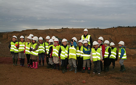 School Children visit Raisby Quarry